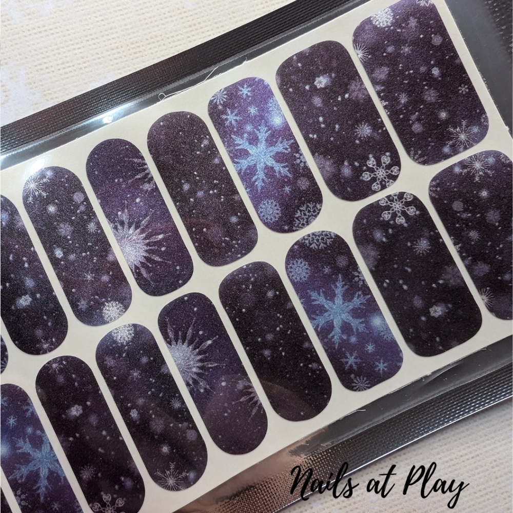 Easy Gellies Nail Wraps - Glowing Snowflakes